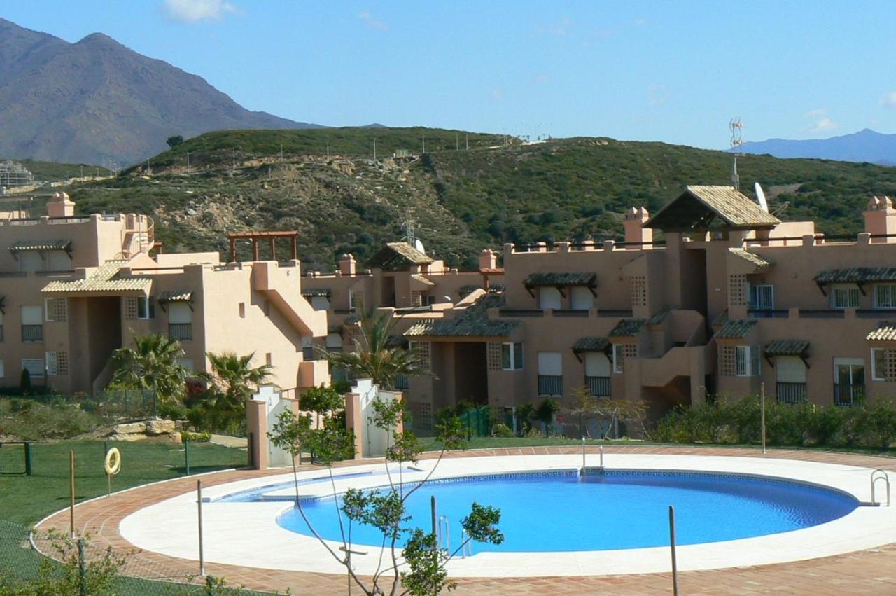 Apartmán Penthouse With Roof Terrace, Bbq, Pool- And Sea Views Buenas Noches Exteriér fotografie